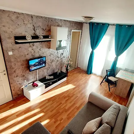 Apartament Politos